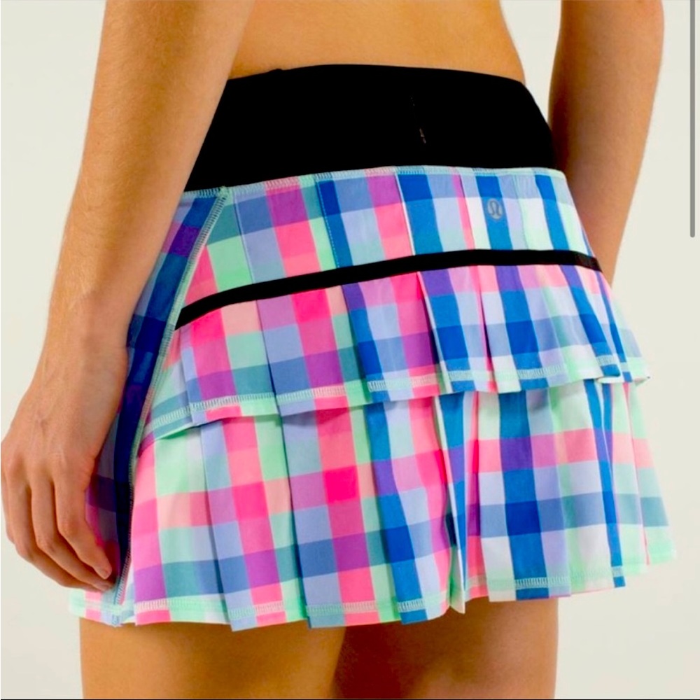 Lululemon Run Pace Setter Skirt Pop Plaid Multi / Black Size 6 Regular